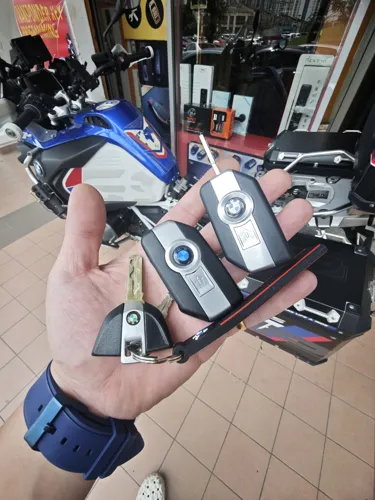 Car remote keys